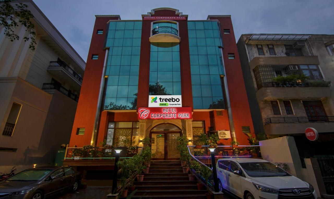 Hotel Treebo Corporate Park Nuova Delhi Esterno foto