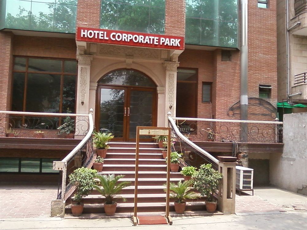Hotel Treebo Corporate Park Nuova Delhi Esterno foto